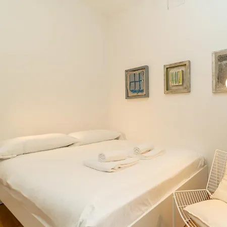 Atelier In Piazza Castello With Private Terrace Milano