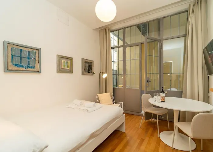 Apartment Atelier In Piazza Castello With Private Terrace Mailand